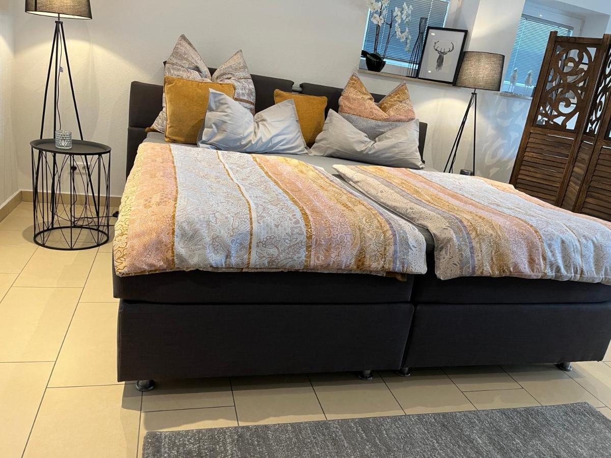 Schoene Ferienwohnung 2,5 Zimmer In Stadtnaehe Mit Eigenem Hofgarten Balingen Εξωτερικό φωτογραφία